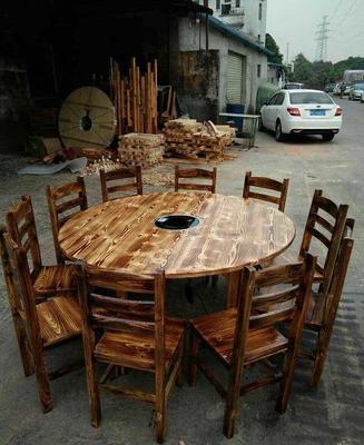 碳燒木餐桌與火鍋桌 實用與美學的完美融合